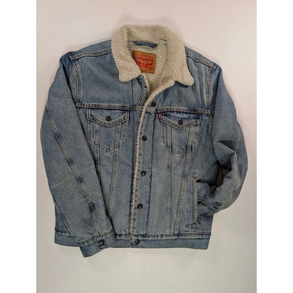 Levis levis mens